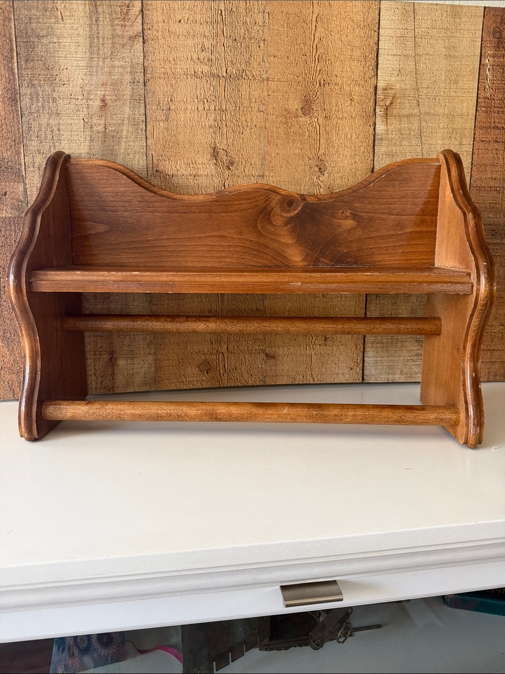Rustic Farmhouse Solid Wood Wall Shelf with Plate Grooves & 2 Towel Rods